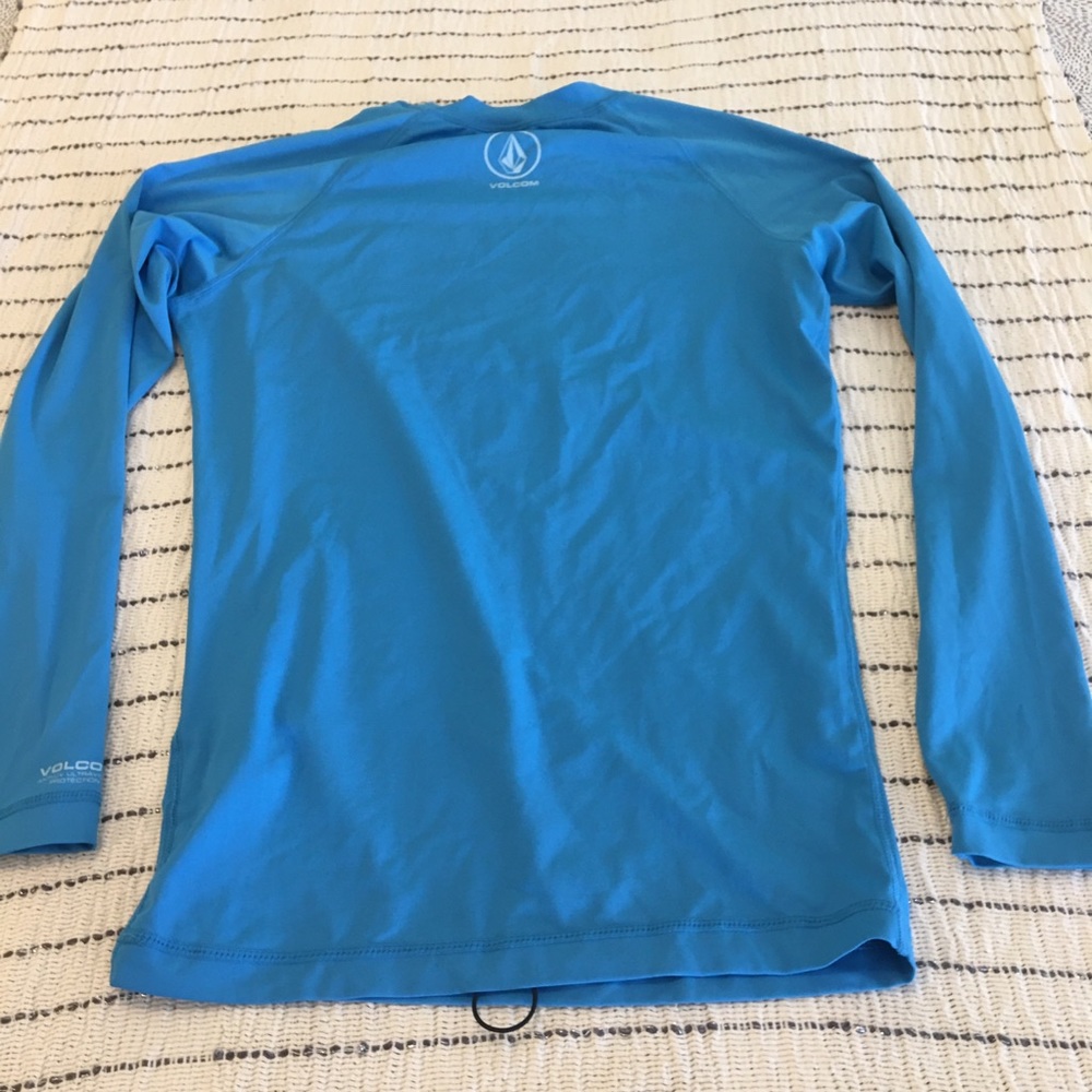 Volcom🏄🏽‍♂️Rashguard - Picture 3 of 7